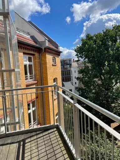 Großzügiges Loft in Berlin-Friedrichshain — photo 1